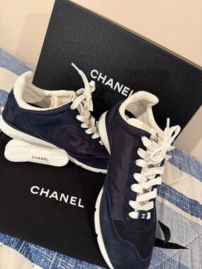 CHANEL Navy & White Sneakers Box - Dark Navy and White
